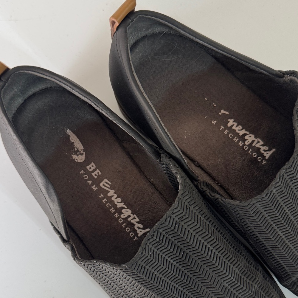 Dr. Scholl's Black and Gray Slip-On Shoes - Picture 2 of 3